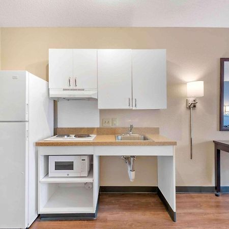 Extended Stay America Premier Suites - Tampa - Fairgrounds - Casino Zewnętrze zdjęcie